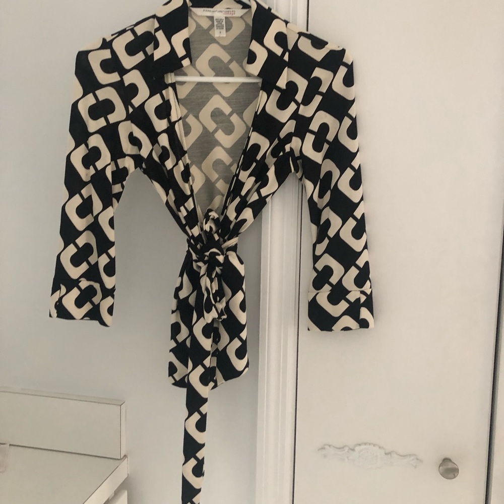 DVF Classic vintage wrap top
